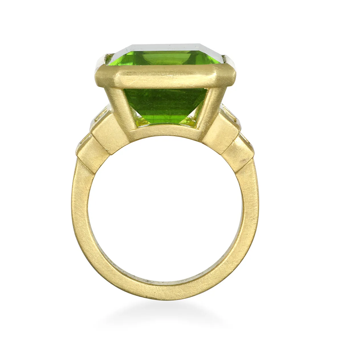 18 Karat Gold Peridot and Diamond Ring