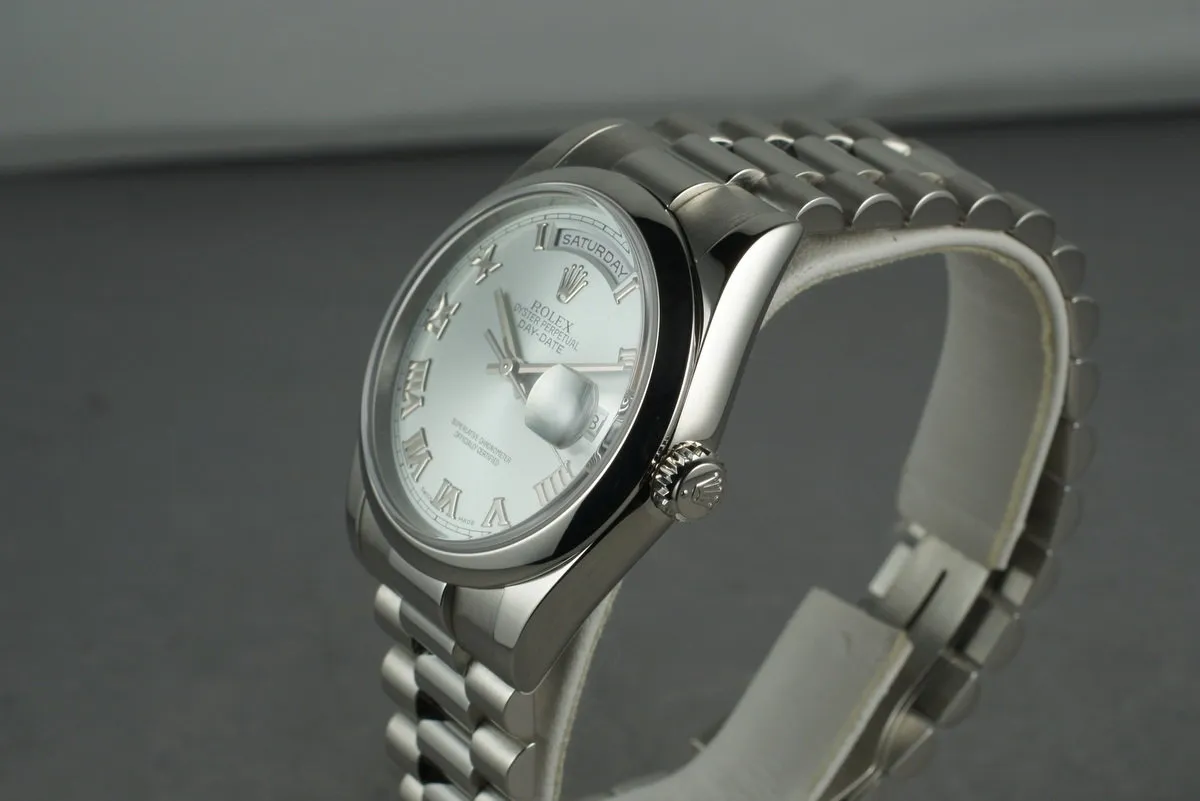 2001 Platinum  President  118206 with Glacier Blue Dial