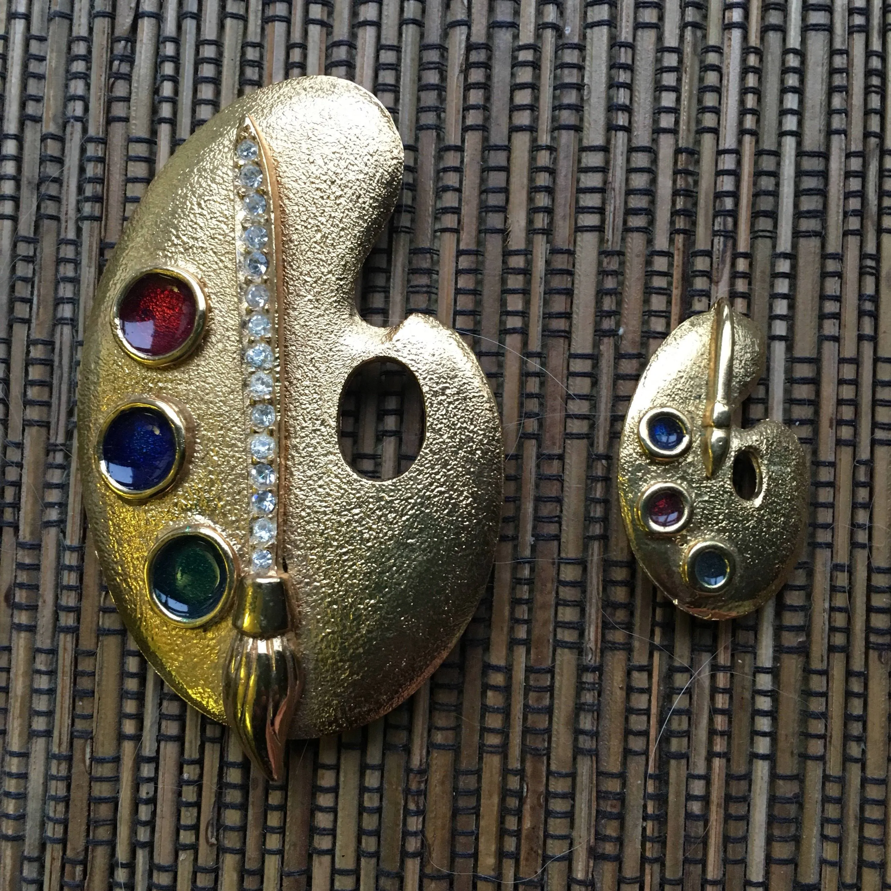 Artist Palette Brooch by Sardi Large Gold Scarf Pin