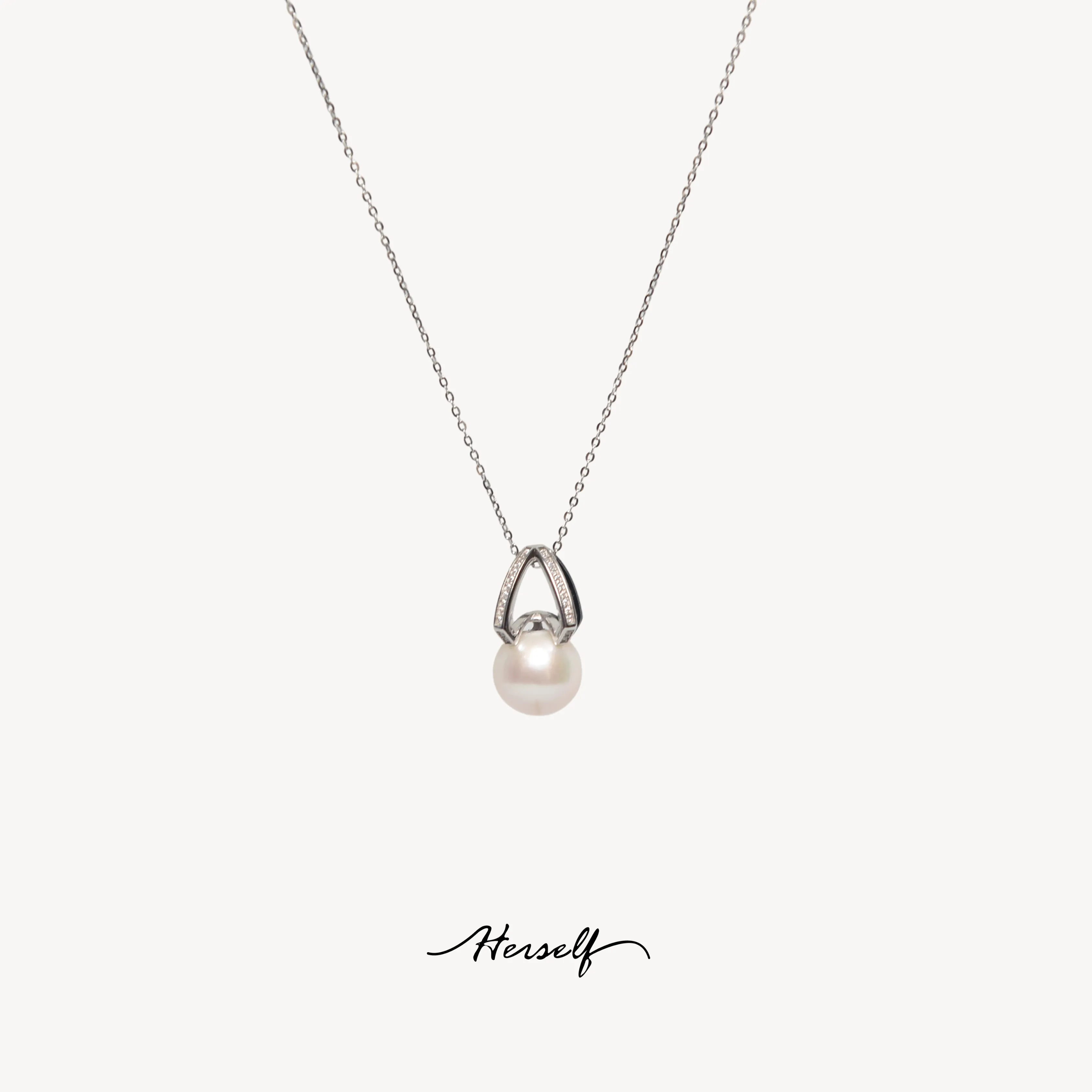Diane Pearl Necklace