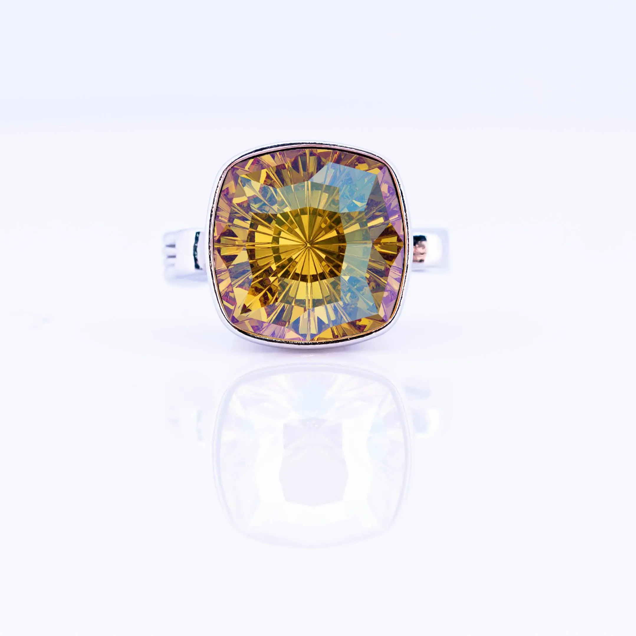 MYSTIC BROOCH