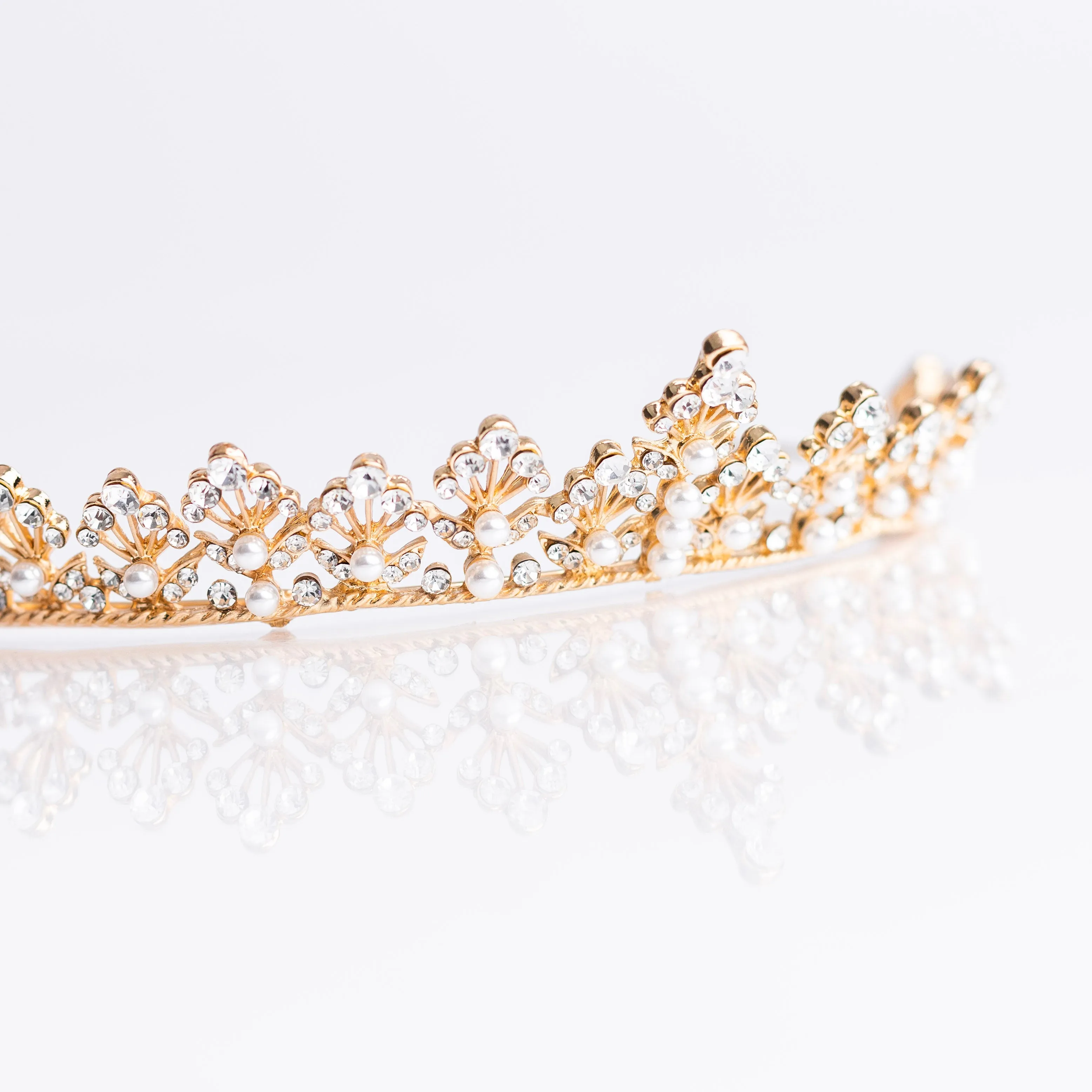 Piper's Tiara in Gold