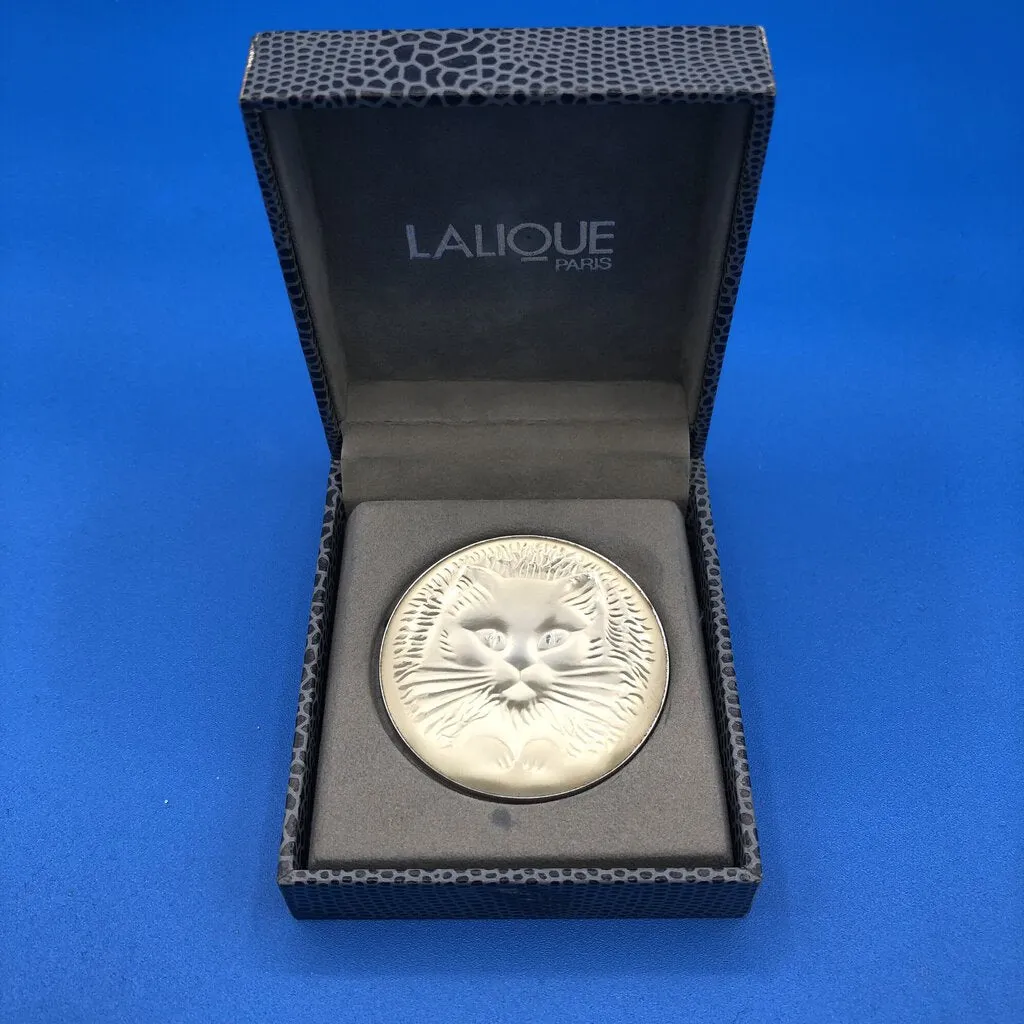 Retired 1988 Lalique Paris Cat Chat Satin Soft Yellow Crystal Brooch w/ Box /b
