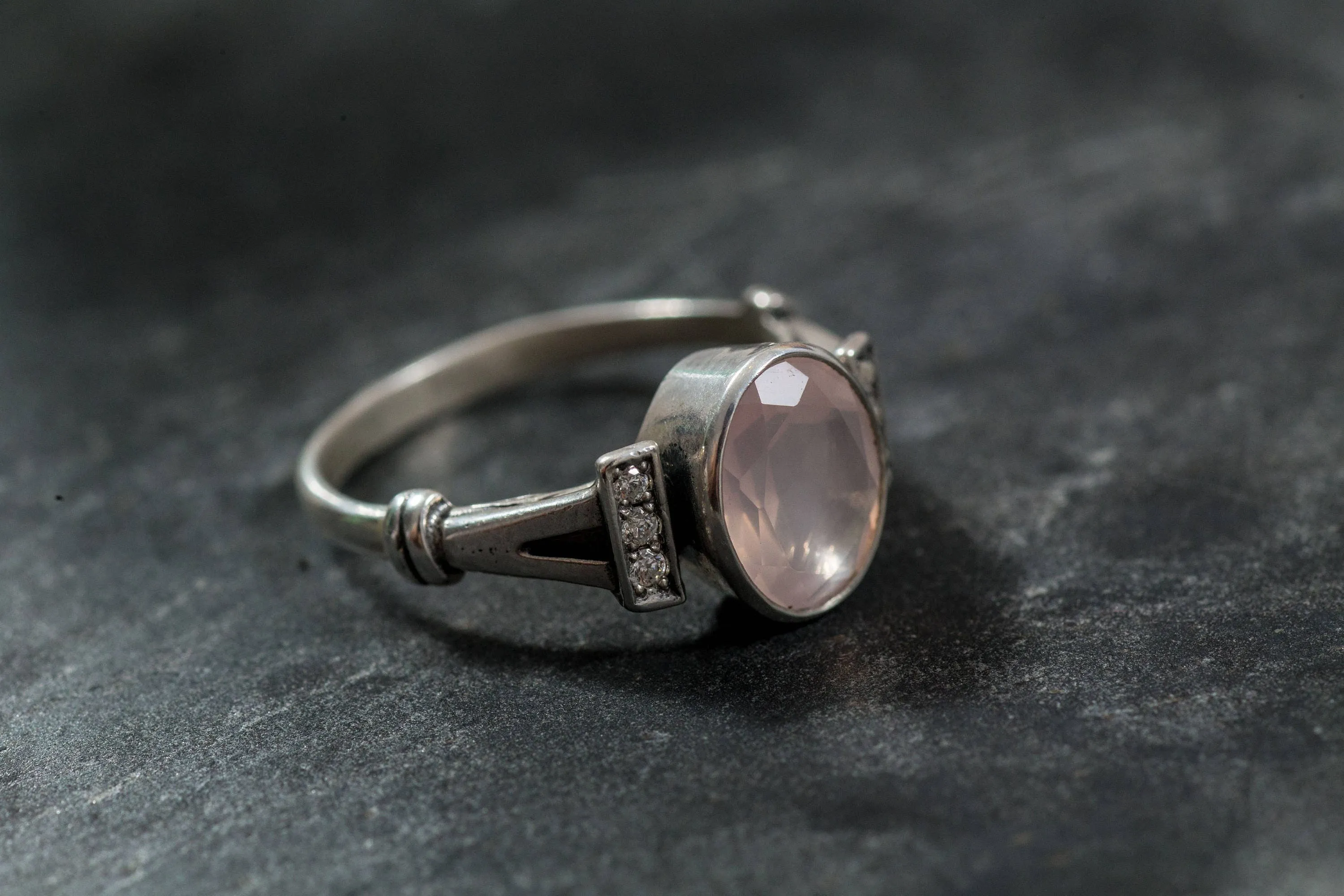 Rose Quartz Ring - Pink Oval Ring - Classy Bezel Ring