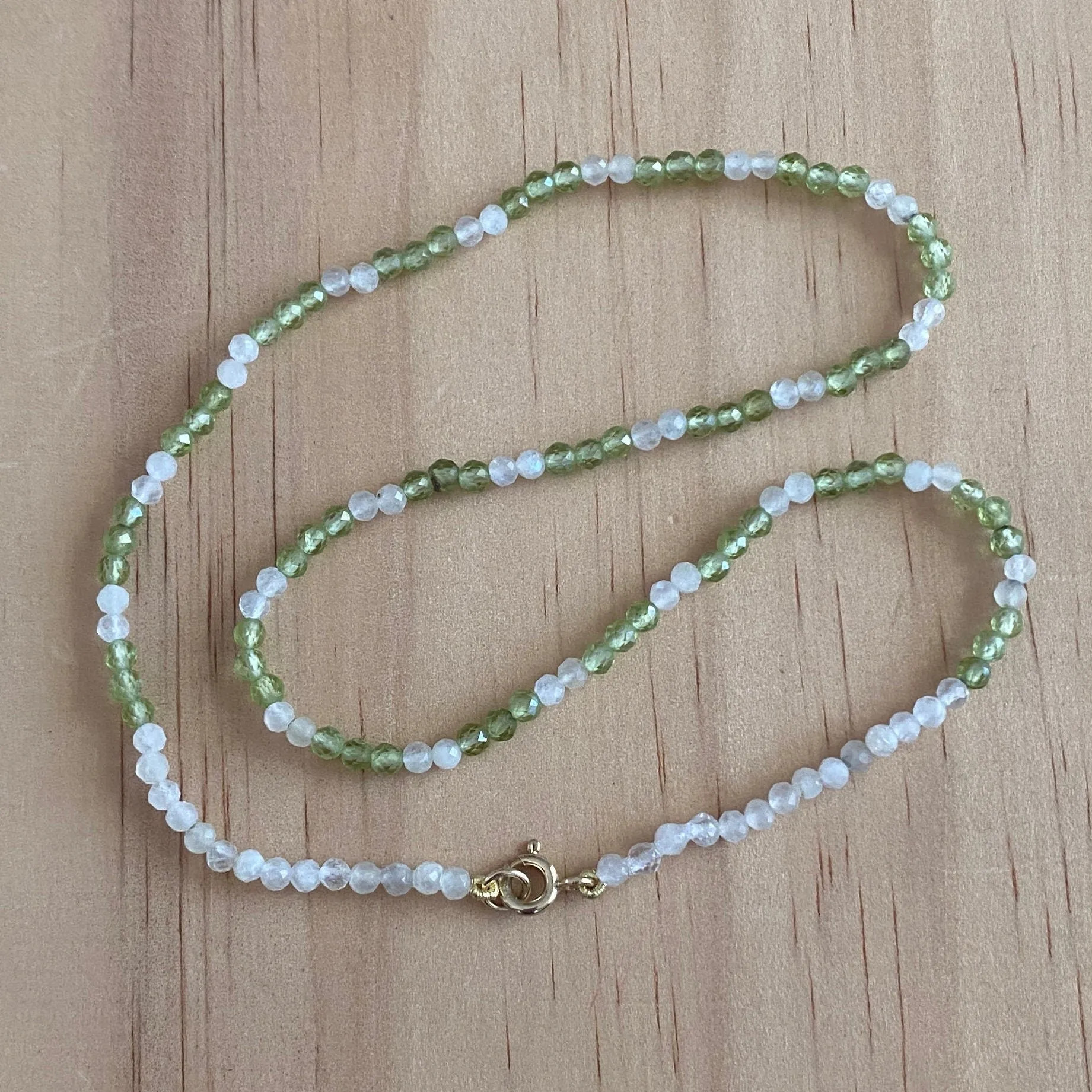 Solid 9 Carat Yellow Gold Peridot & Moonstone Necklace